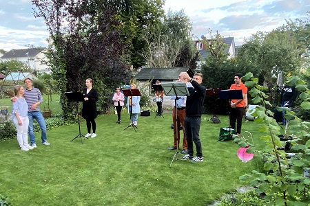 Feier zu Ursula Helmes' Geburtstag und Ständchen zu Sabrina Helmes' Examen am 24. September 2021