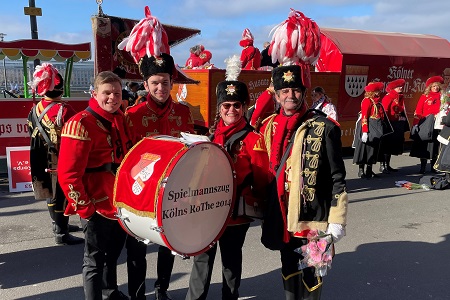 Rosenmontagszug des Festkomitees Kölner Karneval von 1823 e.V. am 20. Februar 2023