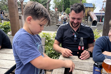 Jugendfahrt in den niederländischen Freizeitpark Toverland am 8. Juni 2024