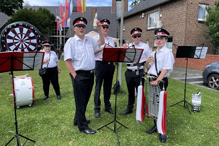 Großer Festzug und Platzkonzert des Schützenfestes der St. Hubertus Schützenbruderschaft Porz-Gremberghoven 1924 e.V. am 7. Juli 2024