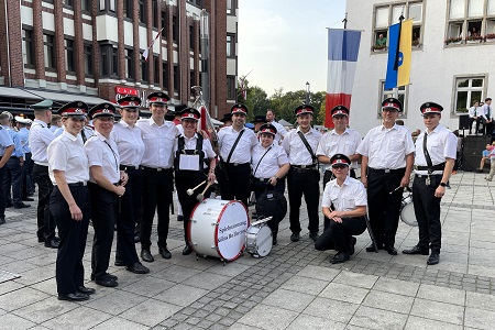 Serenade und Großer Fackelzug des Schützenfestes des Bürgerschützenvereins 1849 Grevenbroich e.V. am 31. August 2024