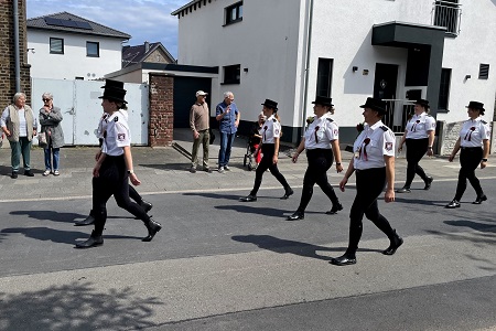 Reiterzug Stallgeflüster 2018 mit offenen Armen empfangen und direkt erfolgreich in Köln-Roggendorf/Thenhoven vom 4. August 2025